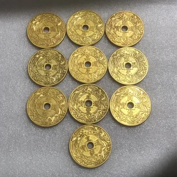 Антикварное украшение из десяти позолоченных медных монет Императора Дракона и Феникса